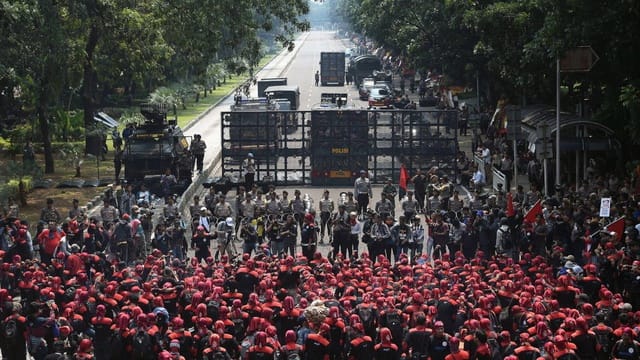 demo